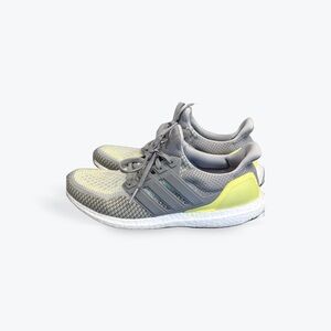 Addidas Ultra Boost Gray/Yellow Running Shoe